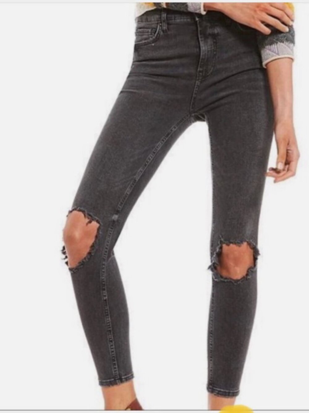 Free People High-Rise Busted Knee Skinny Jeans - Size 27R/US Size 4 - Excellent